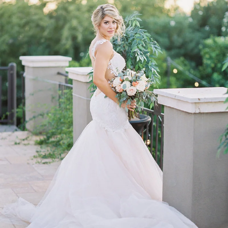 Charming Tulle Mermaid Backless Lace Sleeveless Long Wedding Dresses, FC1463 White Lace Gown