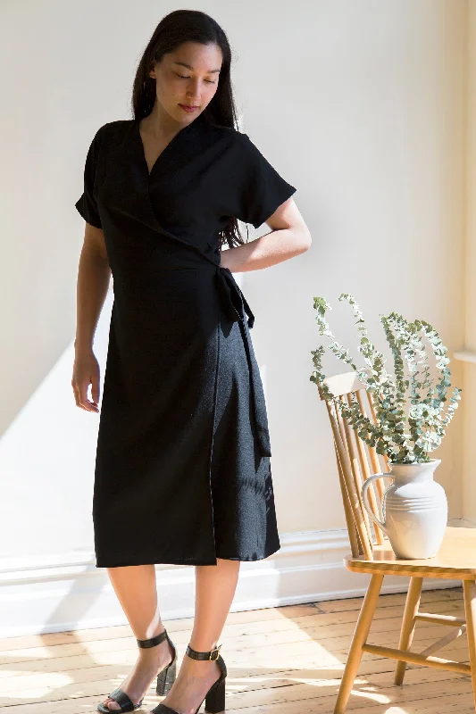 Workshop Clare Dress Sexy little black midi dresses