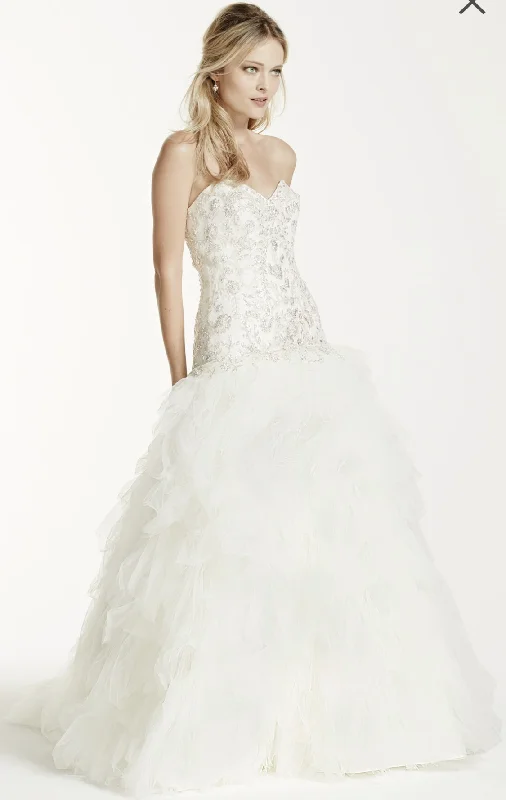 David's Bridal Strapless Tulle Tulle Dress Vibe